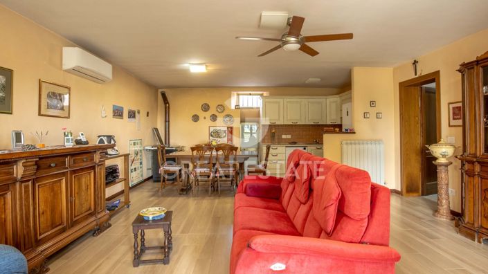 Image No.2-3 Bed Villa for sale