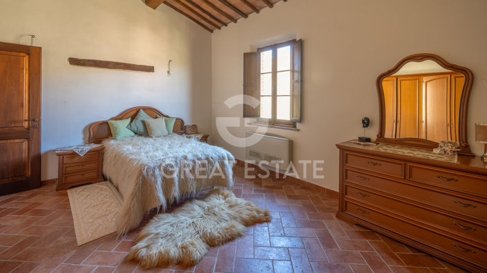 Image No.27-7 Bed Country House for sale