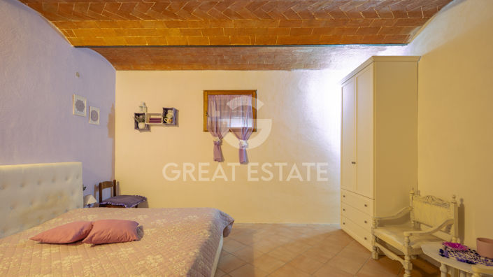 Image No.39-7 Bed Country House for sale