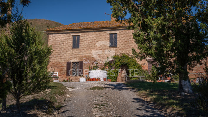 Image No.5-7 Bed Country House for sale