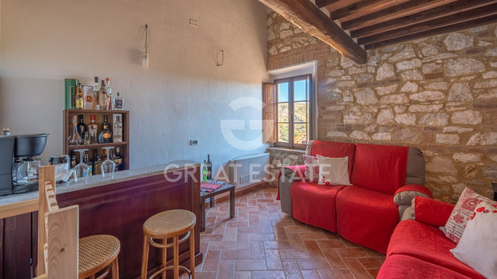 Image No.7-7 Bed Country House for sale