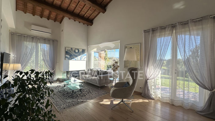 Image No.14-2 Bed Country House for sale