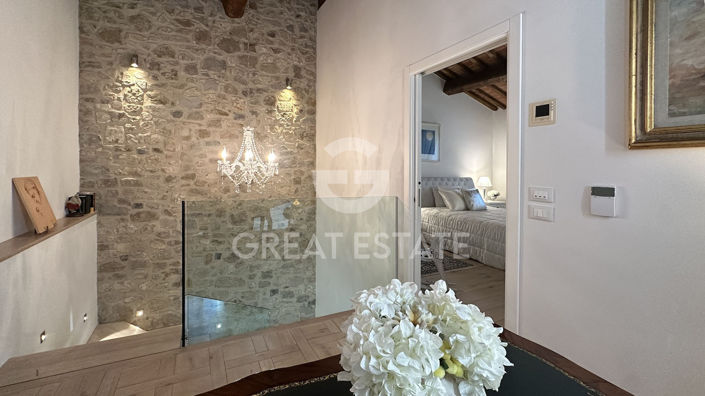 Image No.24-2 Bed Country House for sale