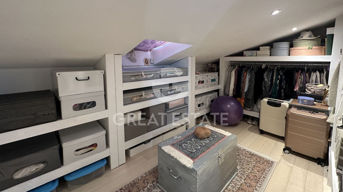 Image No.31-2 Bed Country House for sale