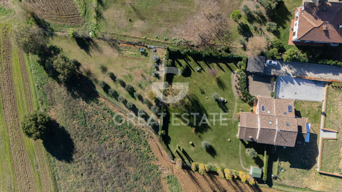 Image No.10-2 Bed Country House for sale