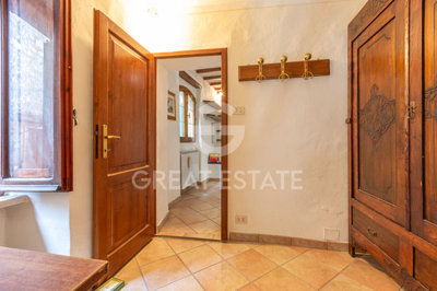 vendesi-appartamento-in-centro-storico-in-tos