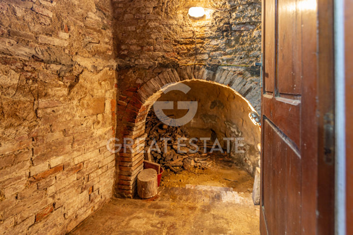 Image No.20-3 Bed Property for sale