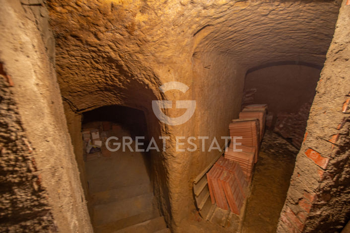 Image No.21-3 Bed Property for sale