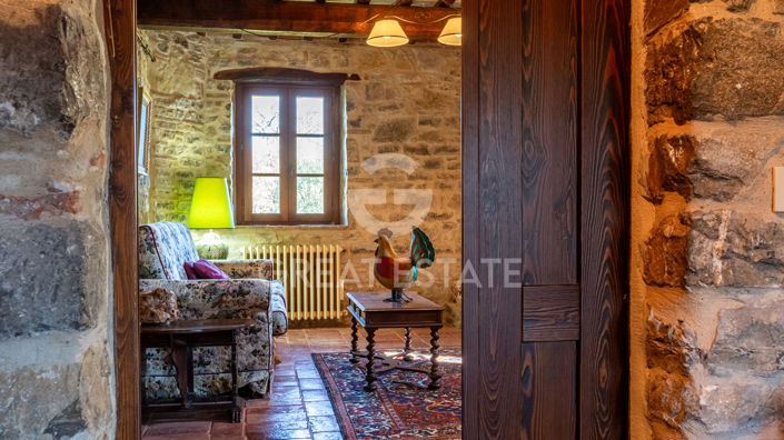 Image No.31-8 Bed Country House for sale