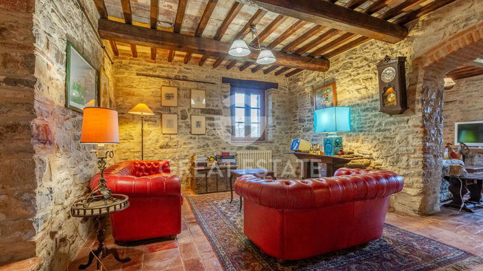 Image No.35-8 Bed Country House for sale