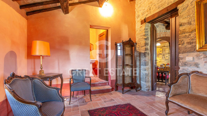 Image No.39-8 Bed Country House for sale