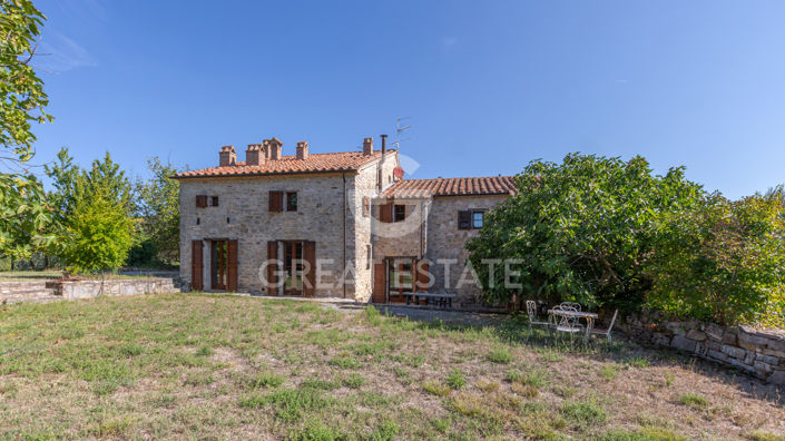 Image No.5-8 Bed Country House for sale