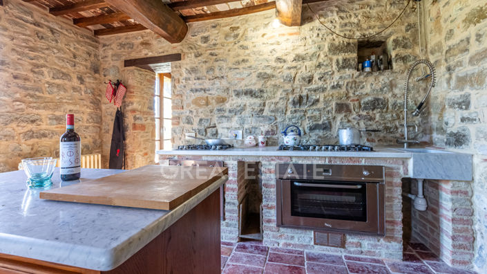 Image No.41-8 Bed Country House for sale