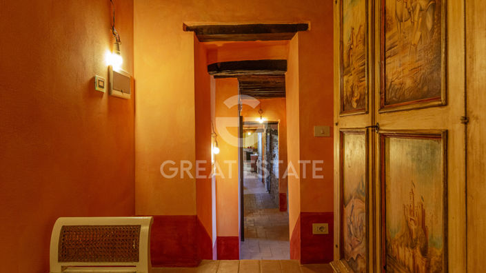 Image No.45-8 Bed Country House for sale