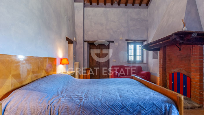 Image No.57-8 Bed Country House for sale