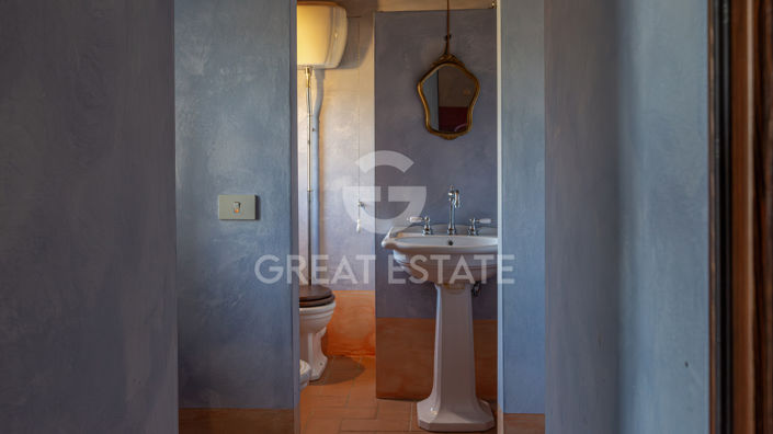 Image No.58-8 Bed Country House for sale