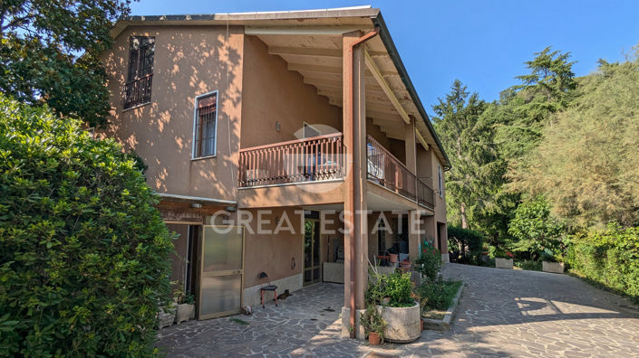 Image No.5-5 Bed Villa for sale