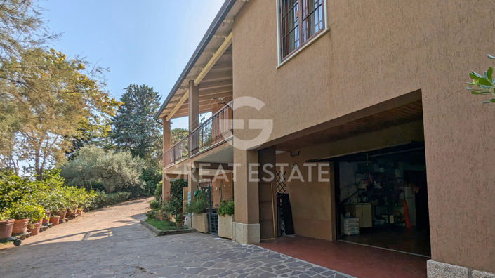 Image No.8-5 Bed Villa for sale