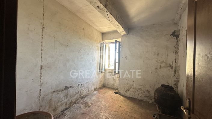 Image No.20-3 Bed Property for sale