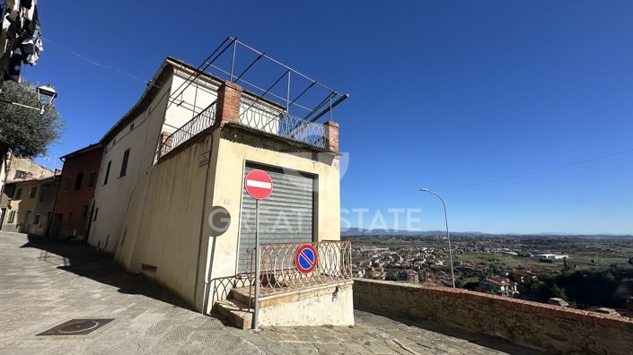 Image No.5-3 Bed Property for sale