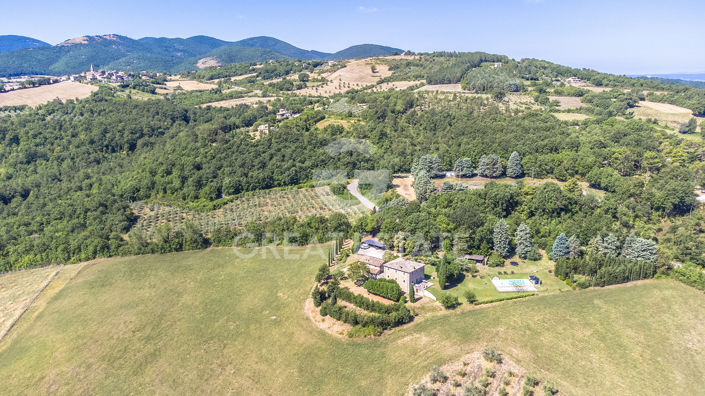 Image No.2-5 Bed Country House for sale