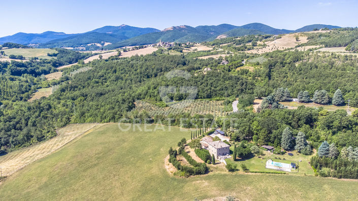 Image No.11-5 Bed Country House for sale