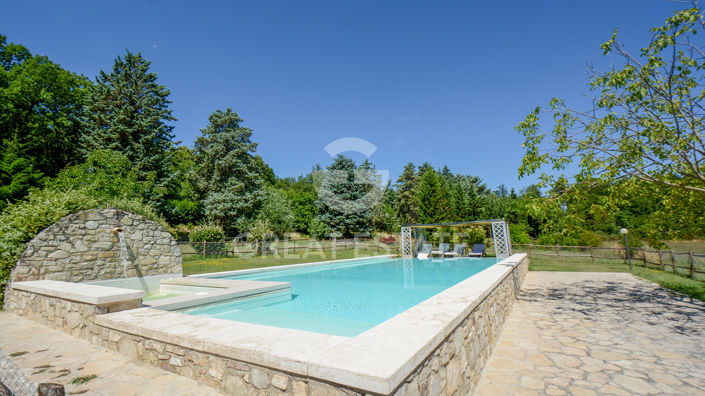 Image No.11-5 Bed Country House for sale