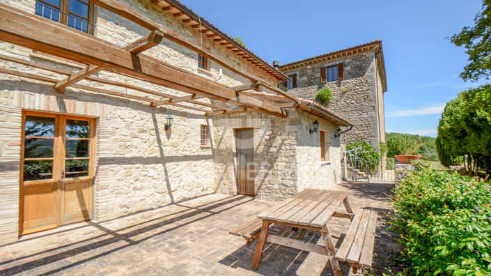 Image No.26-5 Bed Country House for sale