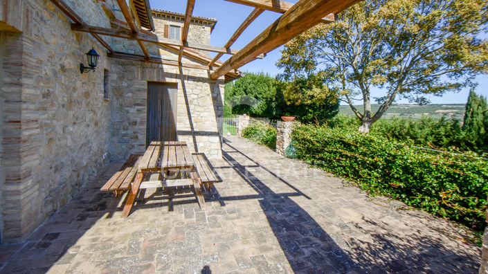 Image No.38-5 Bed Country House for sale