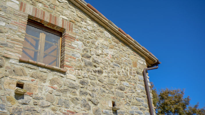 Image No.40-5 Bed Country House for sale