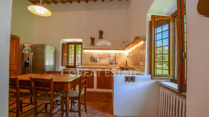 Image No.47-5 Bed Country House for sale