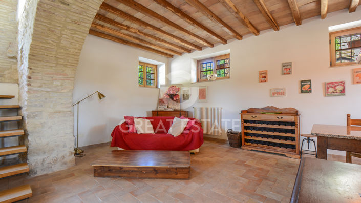 Image No.50-5 Bed Country House for sale