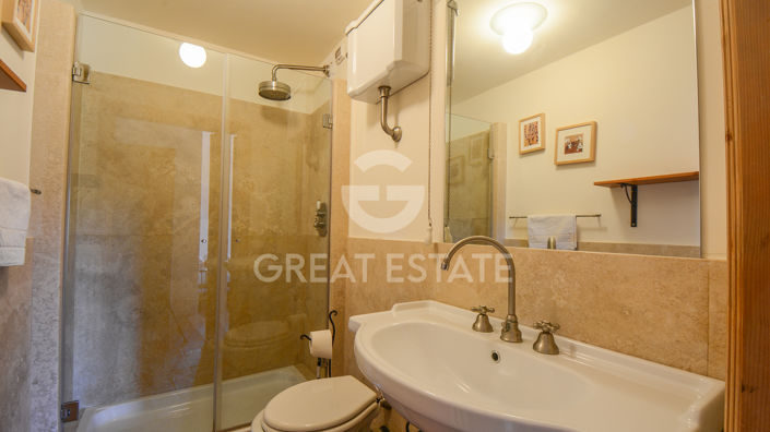 Image No.61-5 Bed Country House for sale