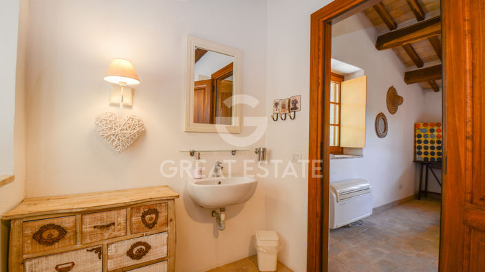 Image No.61-5 Bed Country House for sale