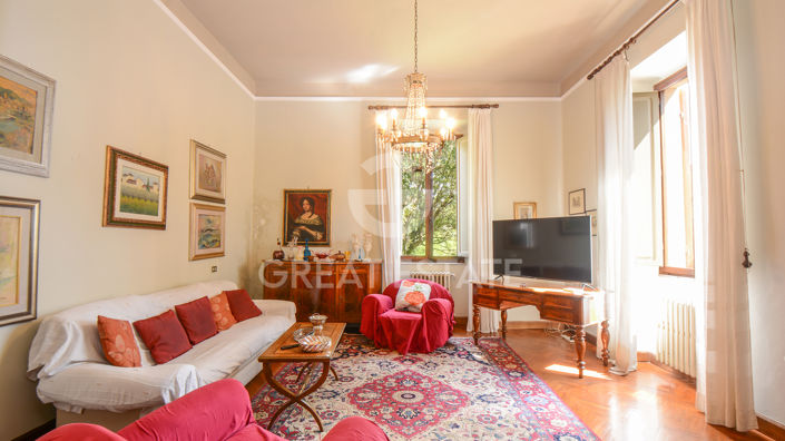 Image No.18-4 Bed Country House for sale