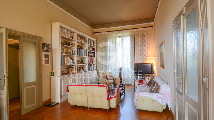 Image No.22-4 Bed Country House for sale