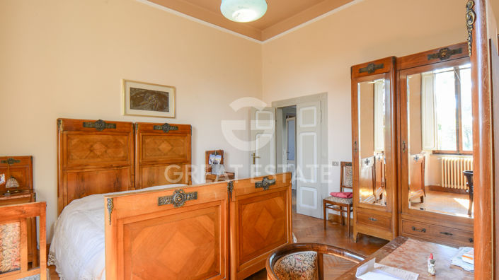 Image No.30-4 Bed Country House for sale