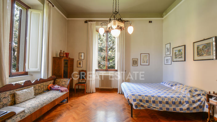 Image No.36-4 Bed Country House for sale