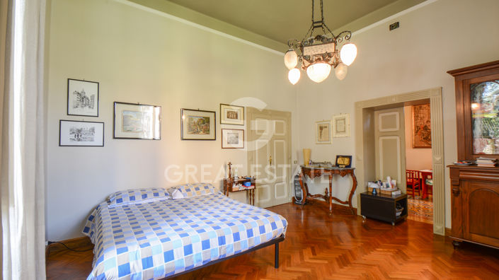 Image No.38-4 Bed Country House for sale