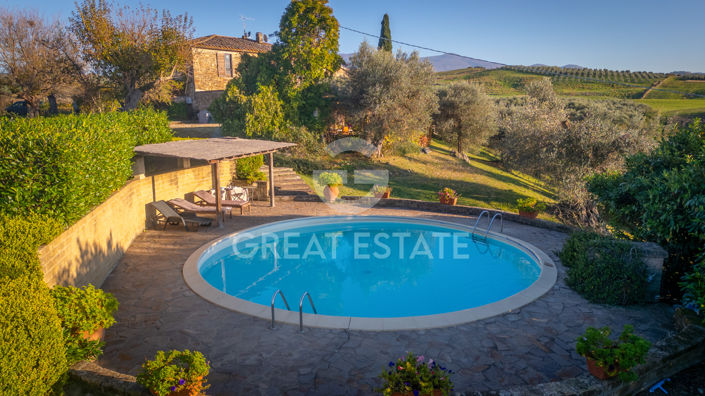 Image No.11-8 Bed Country House for sale