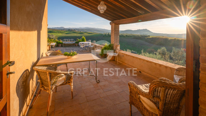 Image No.12-8 Bed Country House for sale