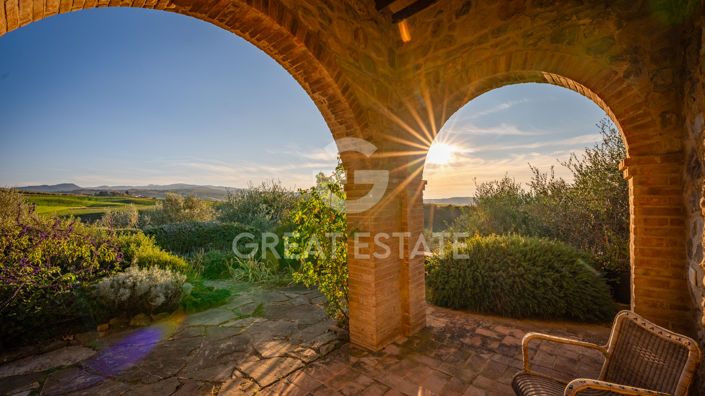 Image No.20-8 Bed Country House for sale