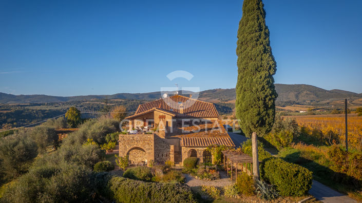 Image No.9-8 Bed Country House for sale