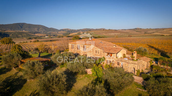 Image No.10-8 Bed Country House for sale