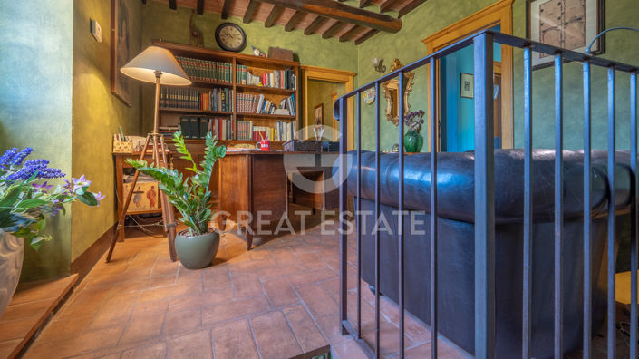 Image No.25-4 Bed Country House for sale