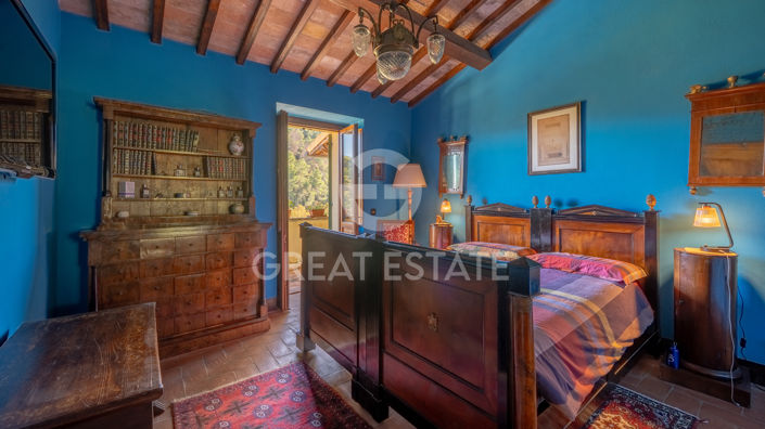 Image No.34-4 Bed Country House for sale