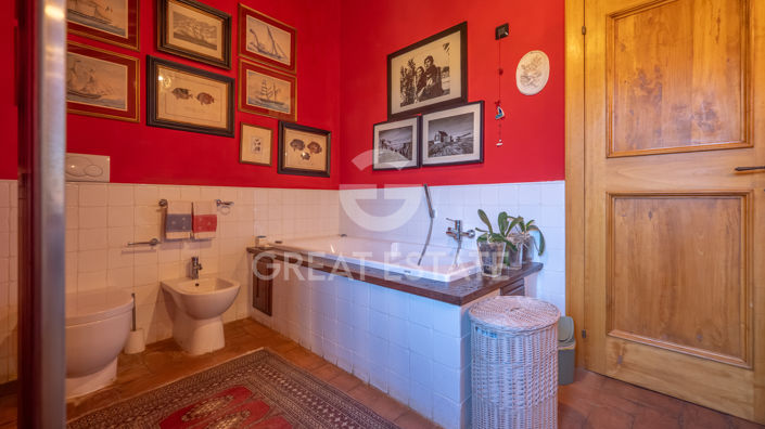 Image No.35-4 Bed Country House for sale