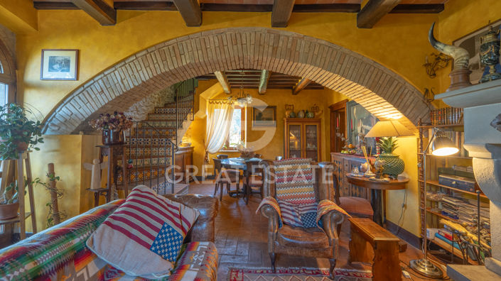 Image No.5-4 Bed Country House for sale