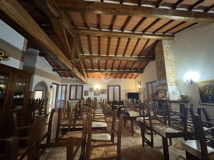 Image No.28-6 Bed Country House for sale