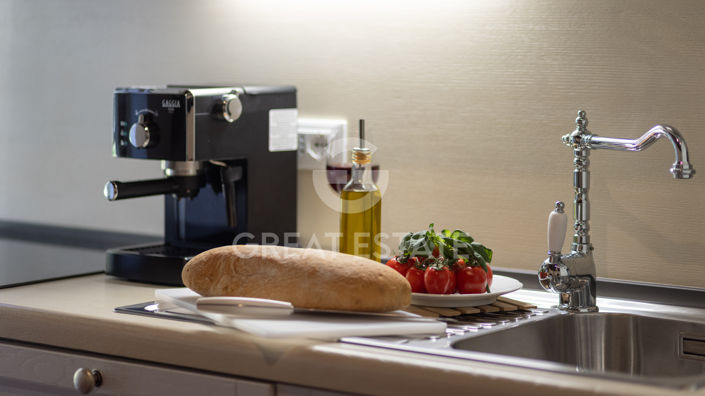 Image No.16-19 Bed Country House for sale